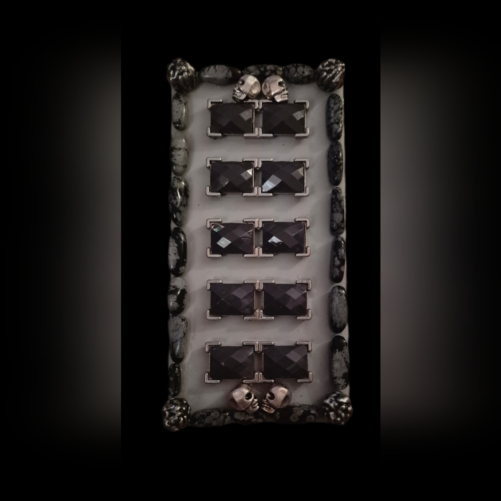2 SHADES OF GREY MOSAIC WALL ART